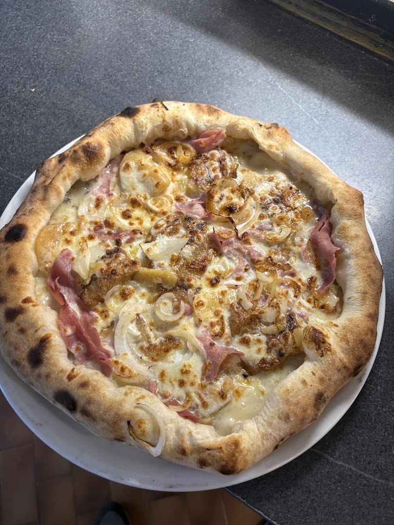Pub 51 Pizzeria · Photos 5